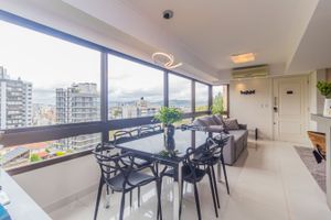 Image 3 - 203850