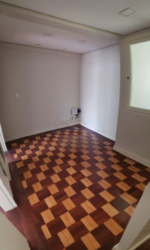 Image 22 - 203889