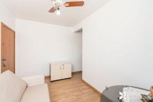 Image 3 - 203925