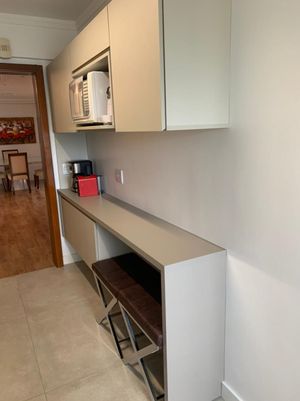 Image 12 - 203932