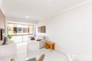Image 1 - 203947
