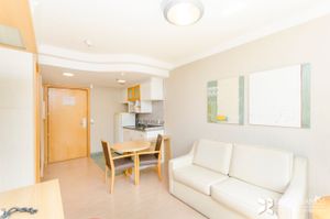 Image 3 - 203964