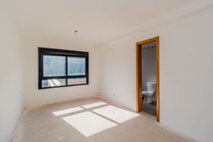 Image 11 - 203967