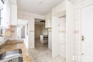 Image 31 - 203991