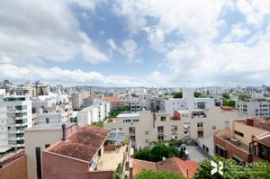 Image 6 - 203993