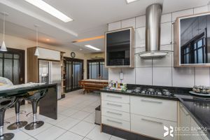 Image 37 - 204059