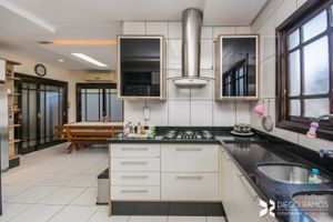 Image 38 - 204059
