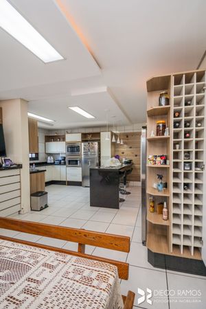 Image 39 - 204059
