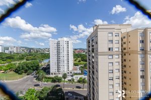 Image 10 - 204117