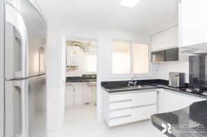 Image 19 - 204117