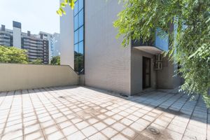 Image 18 - 204155