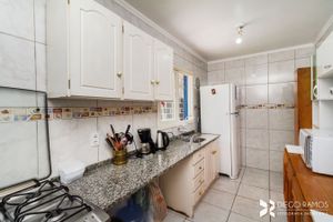 Image 25 - 204223
