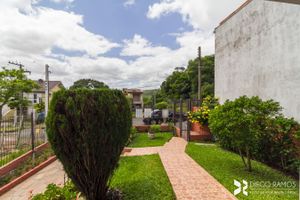 Image 9 - 204241