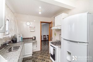 Image 38 - 204241
