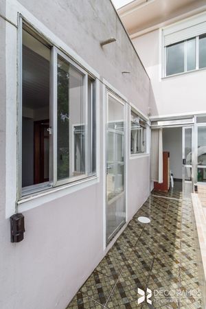 Image 48 - 204241