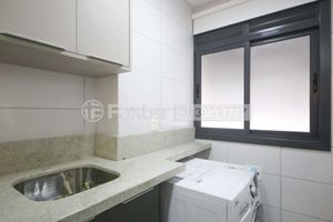 Image 1 - 204256