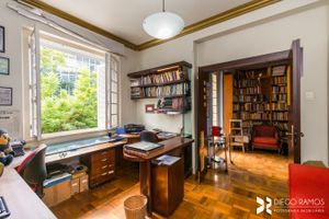 Image 3 - 204280