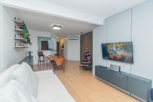 Image 4 - 204282