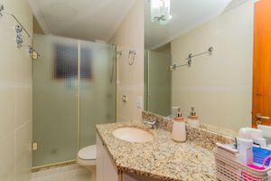 Image 17 - 204282