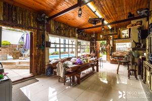 Image 48 - 204283