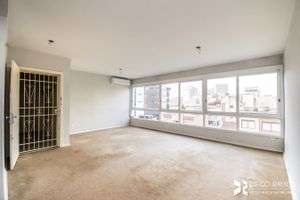 Image 4 - 204291