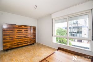Image 11 - 204291