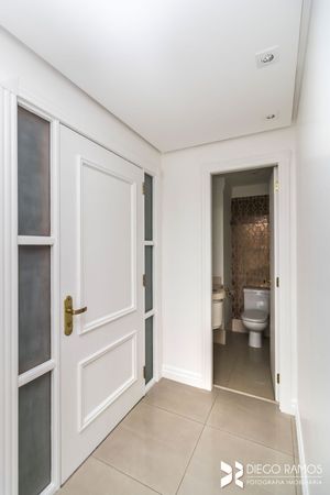Image 35 - 204292