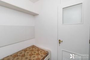 Image 38 - 204292