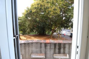 Image 5 - 204293