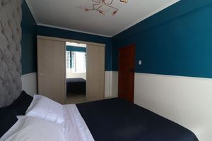 Image 12 - 204293