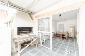 Image 18 - 204351