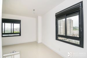 Image 4 - 204378