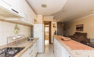 Image 15 - 204379