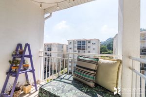 Image 14 - 204391