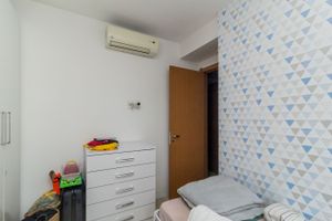 Image 19 - 204420