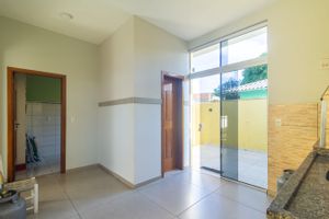 Image 33 - 204573