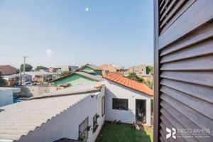 Image 15 - 204582