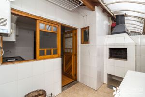 Image 34 - 204585