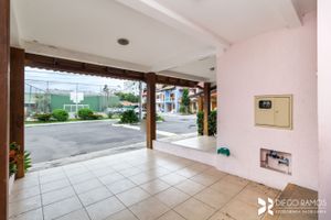 Image 38 - 204585