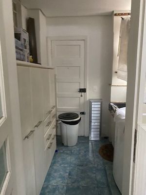 Image 11 - 204639