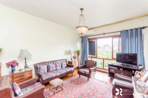 Image 1 - 204691