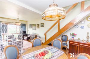 Image 4 - 204691