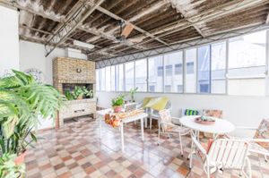 Image 19 - 204691