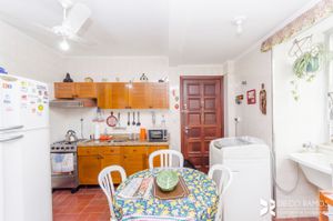 Image 29 - 204691