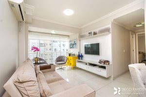 Image 3 - 204696