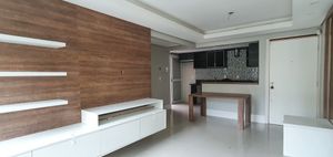 Image 18 - 204720