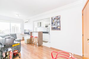 Image 3 - 204722