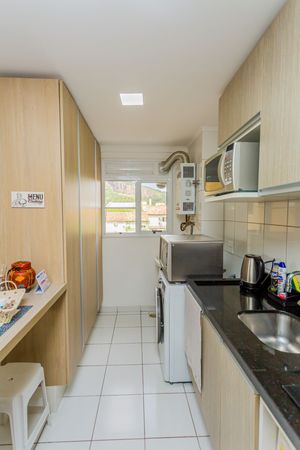 Image 20 - 204723