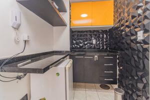 Image 9 - 204732