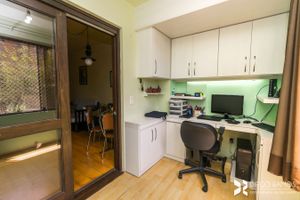 Image 1 - 204742
